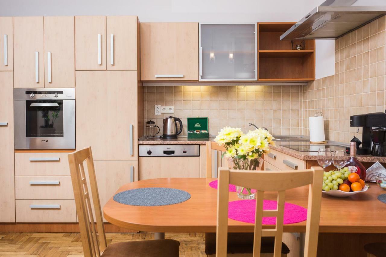 Apartament Avanti Krakau Buitenkant foto