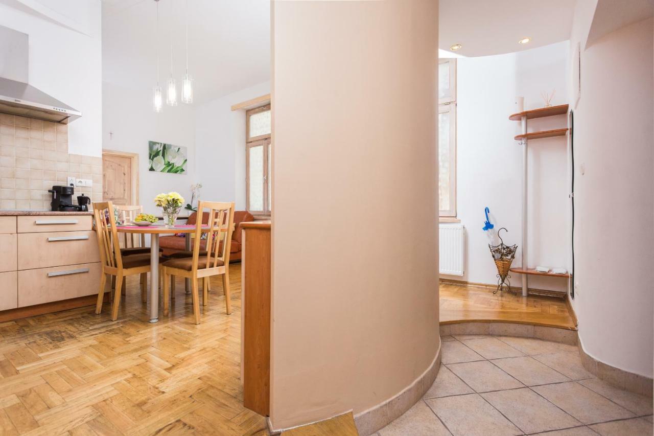 Apartament Avanti Krakau Buitenkant foto